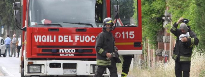 Frana causa chiusura della strada sp17 in agro di Bolotana (Nuoro)